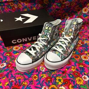 Converse Platform Hi Sneaker